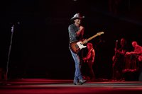 Tim McGraw Live Photo 1.jpg